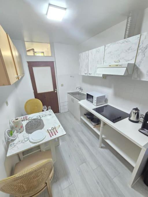 Glamorous Appartement In Brussel Exteriör bild